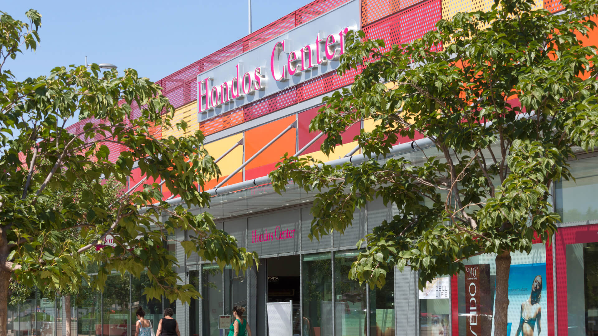 Smart Park-Hondos Center-1